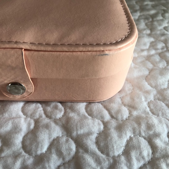 Jewelry Travel Case! - Picture 3 of 4